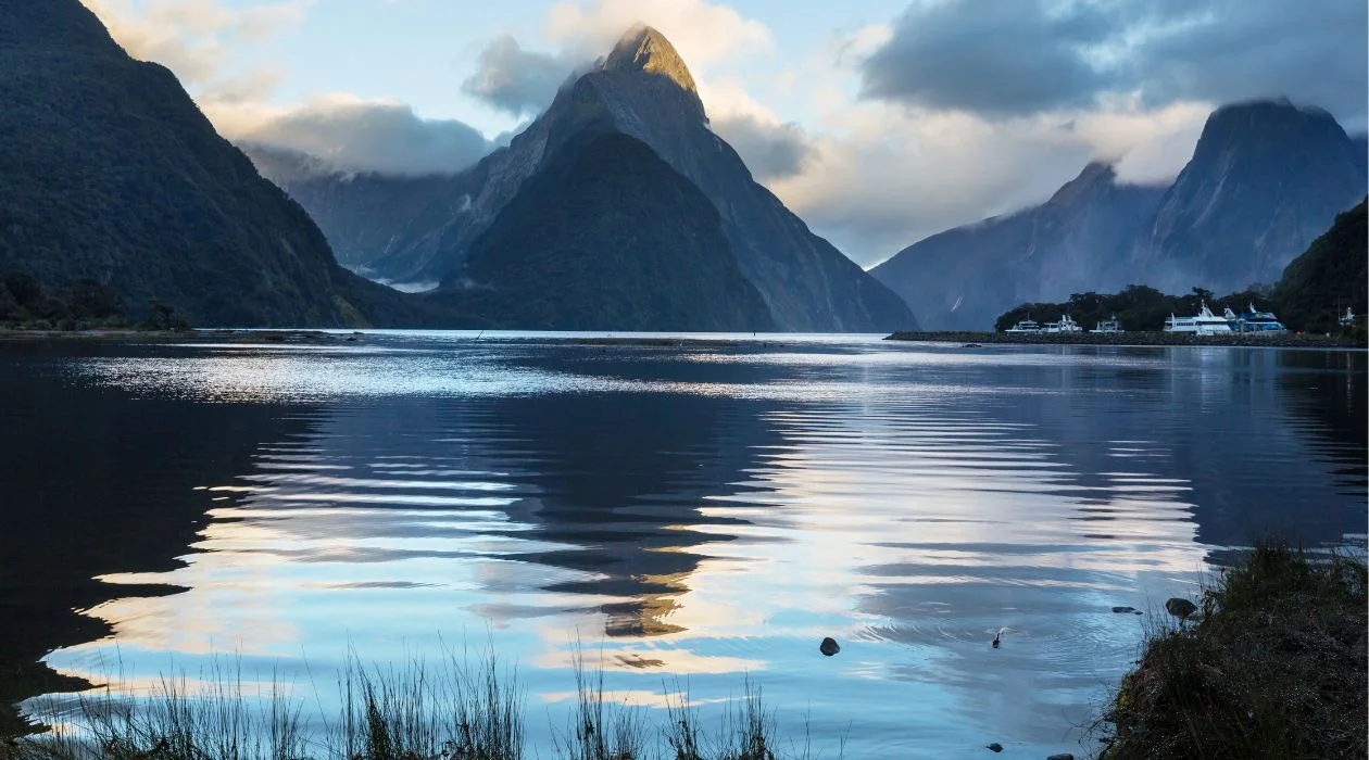 10 Places tourists shouldn’t miss in New Zealand