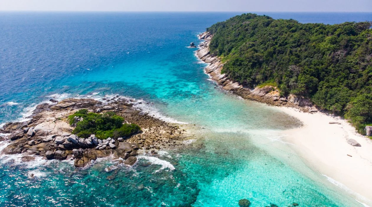 Don't know where to go for the weekend? Let's go to Racha Island!!!