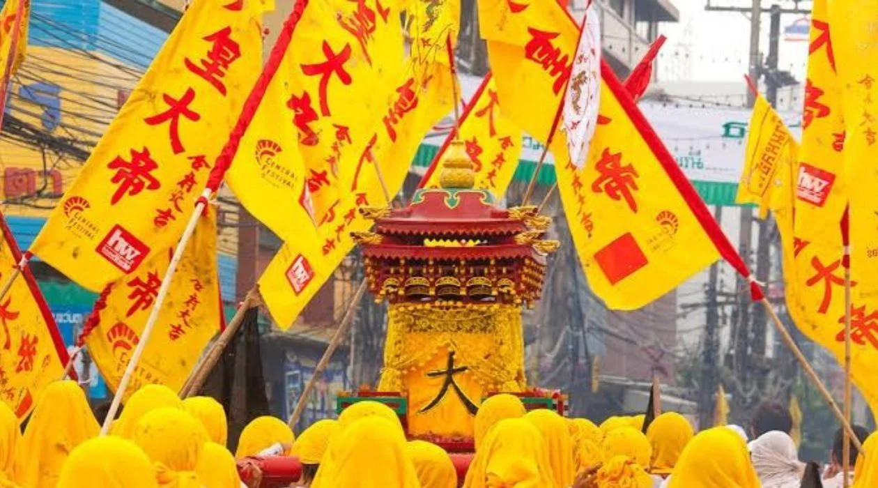 "Vegetarian Festival" the vegetarian festival of Phuket province that has been passed down for more than 200 years