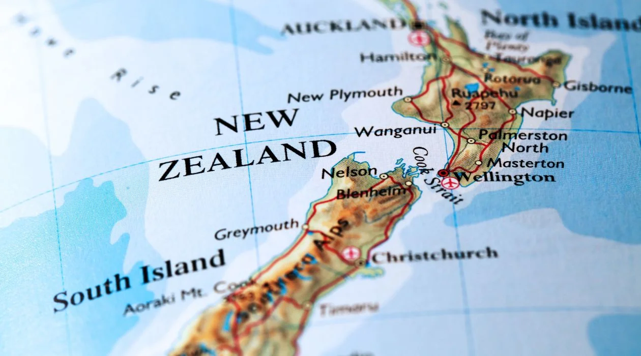 Come get to know New Zealand!!! What are there? How is it interesting?